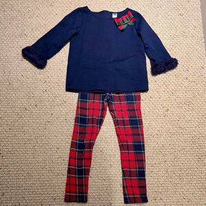 EUC Janie and Jack 2 pc Christmas holiday tartan top and pants, size 5